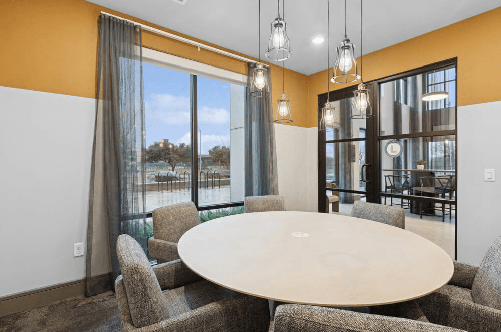 10 WEEKS FREE + UP TO $1,000 OFF!