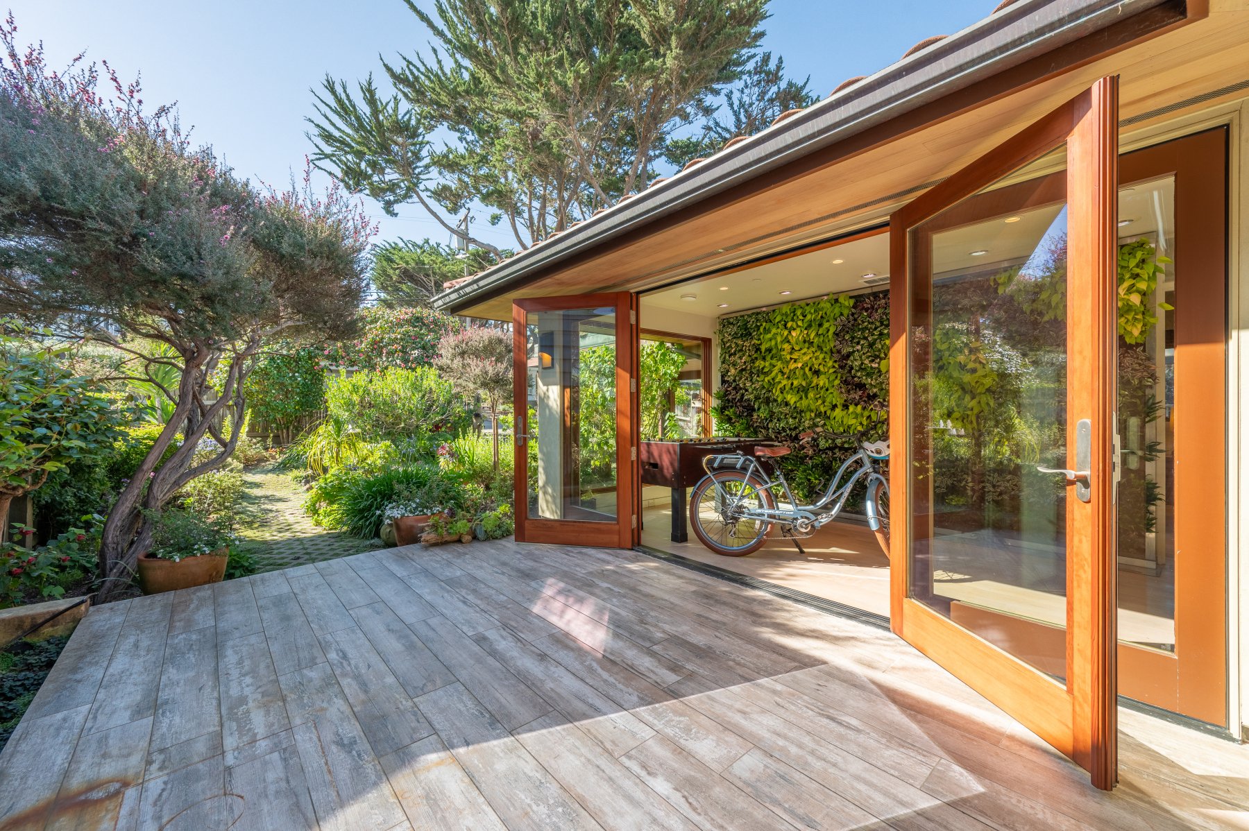 Incredible Carmel Point Living