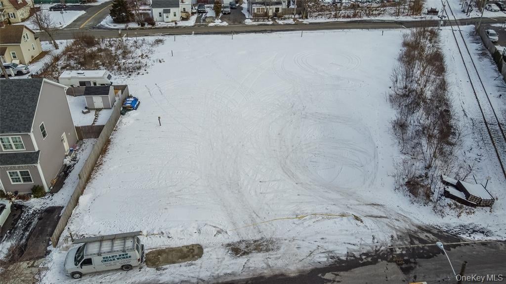 Undisclosed Address, Riverhead