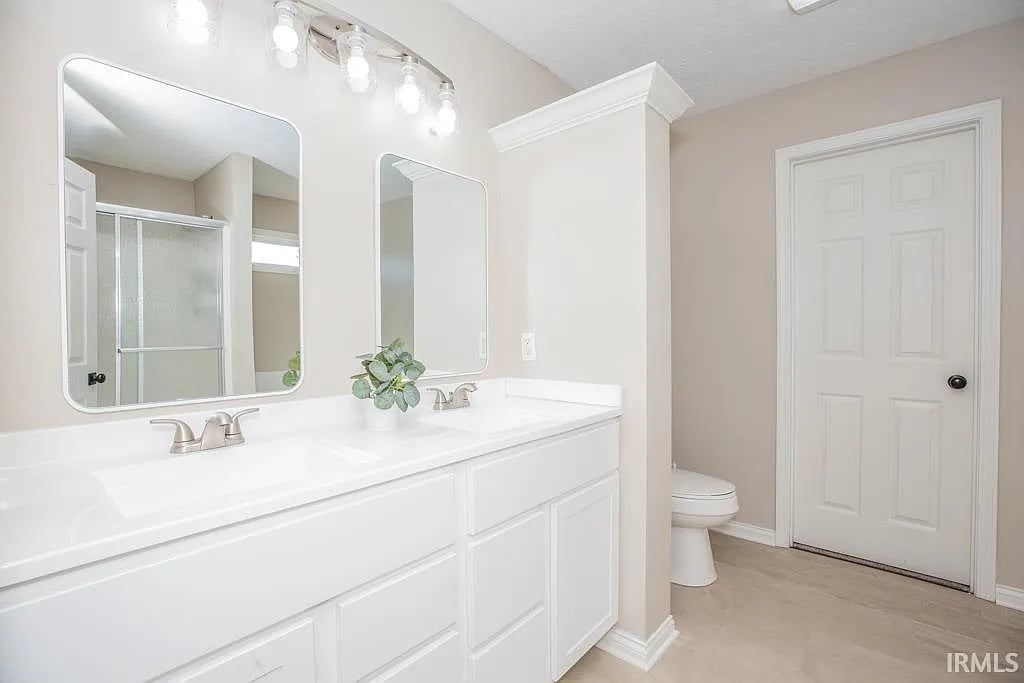 3718 Kennesaw Dr
