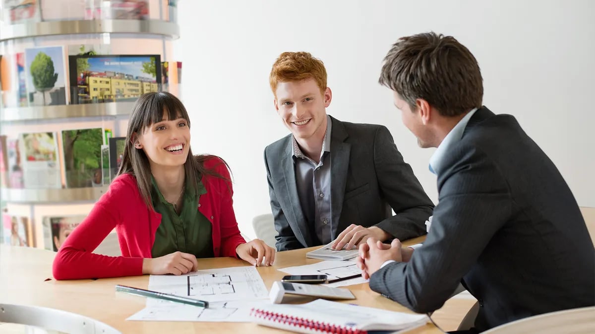 How to Choose the Right Listing Agent in Metro Atlanta: Reviews & Comparison for Home Sellers in 2026