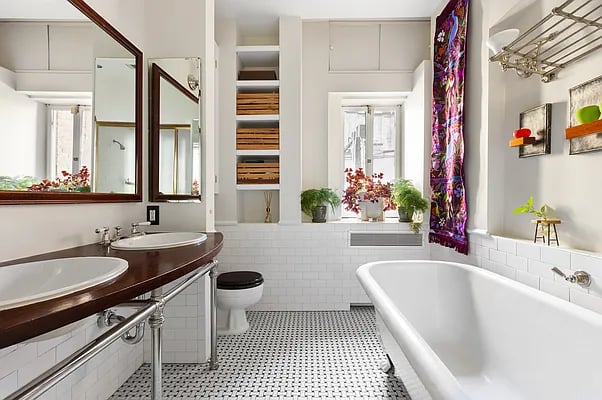 458 Broadway #4