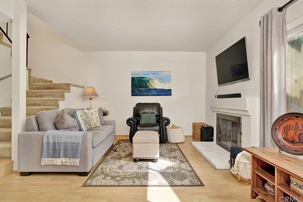 939 W 19th St, Unit C7