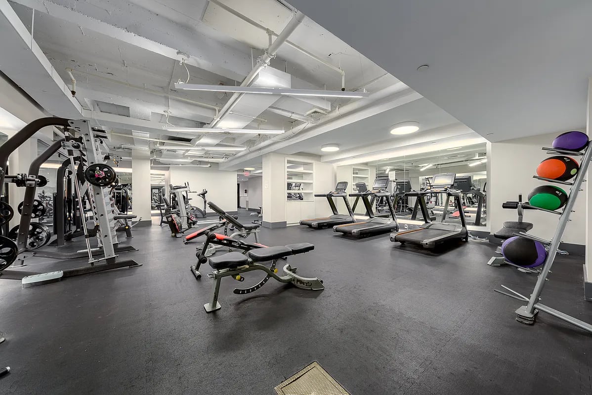416 West 52nd Street #305