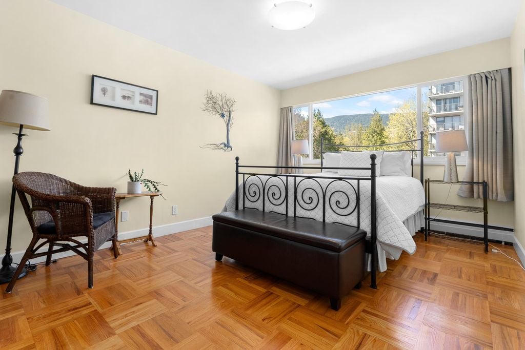 1750 Esquimalt Ave, #504