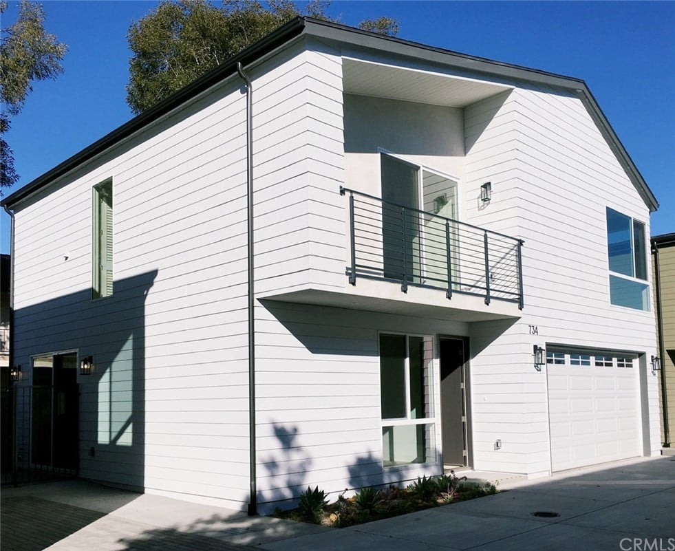 734 Lynn Ct