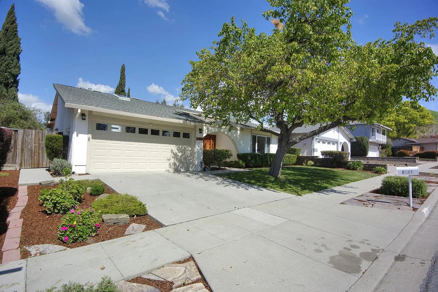 2127 Sepulveda Ave