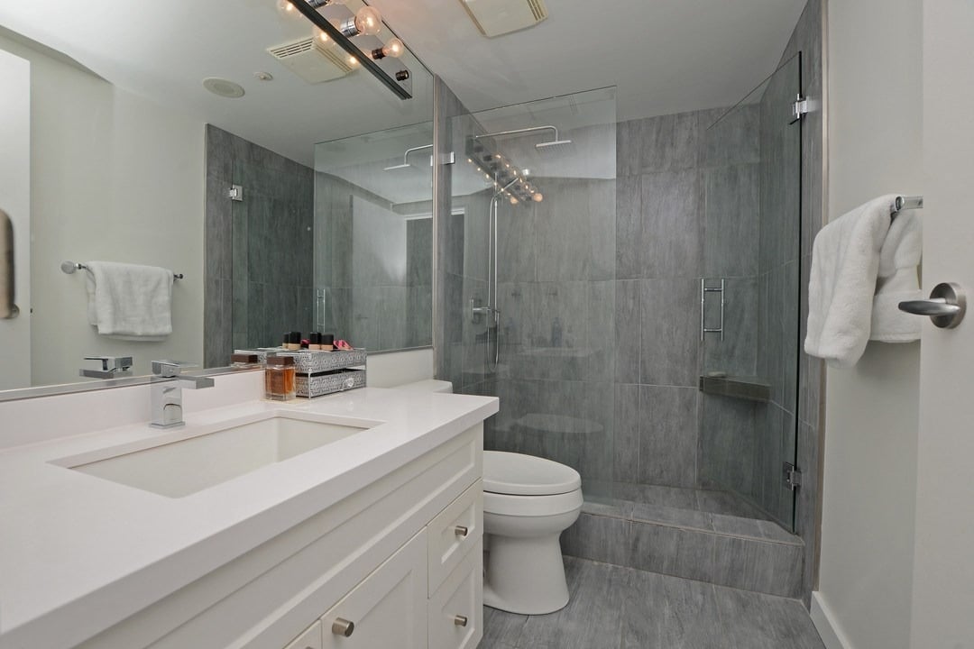 1008 Cambie St, #3008