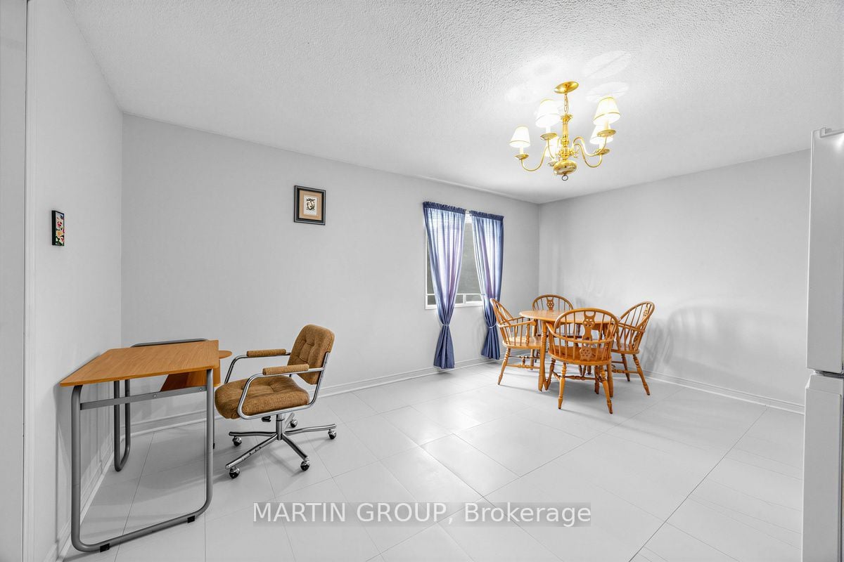 1529 Beechlawn Dr