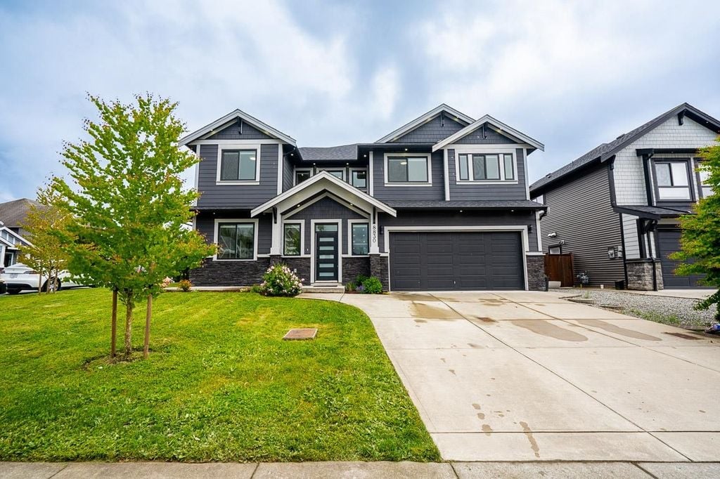 8830 Wooler Terr