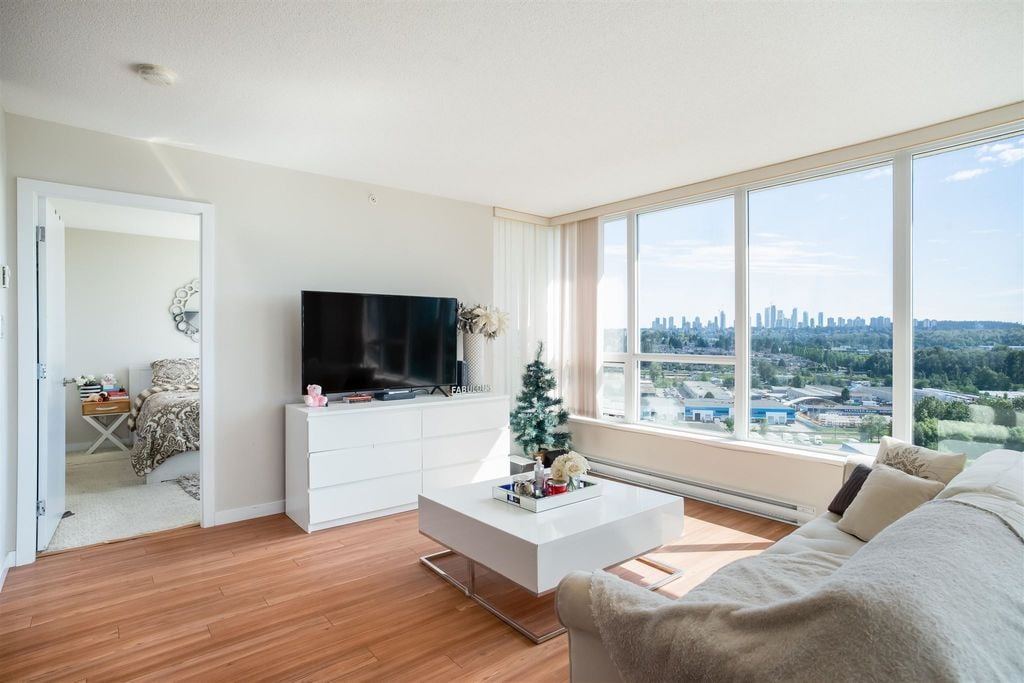2200 Douglas Rd, #1404