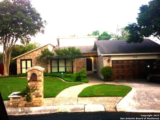 2326 Prk Cir