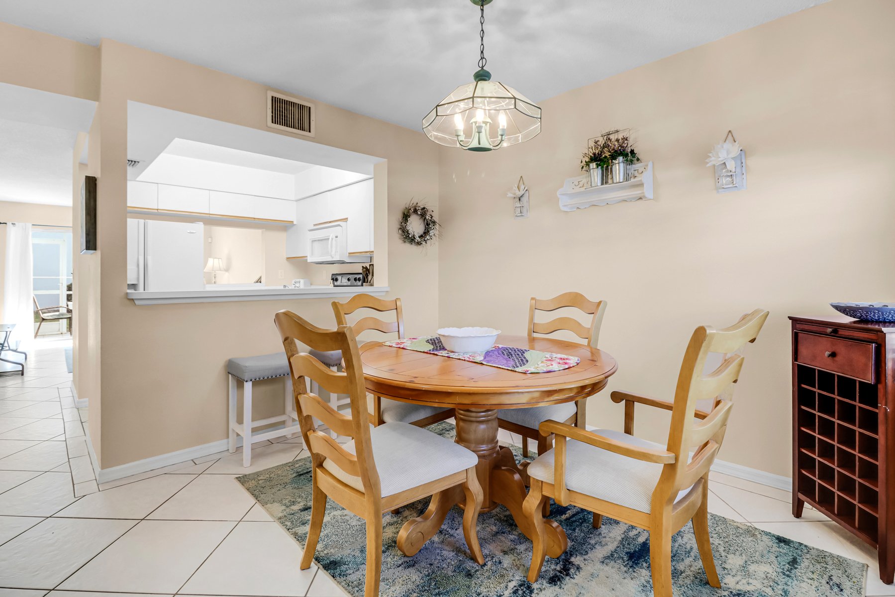 113 Wading Bird CIR # 105 Unit: W-105