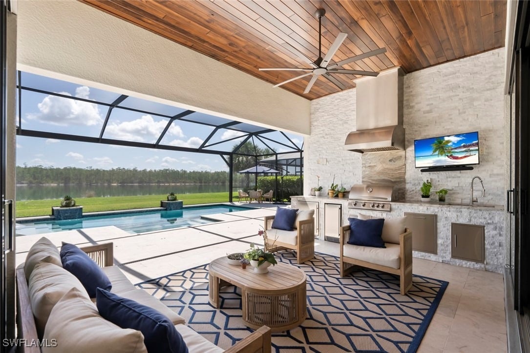 19129 Aqua Shore Dr