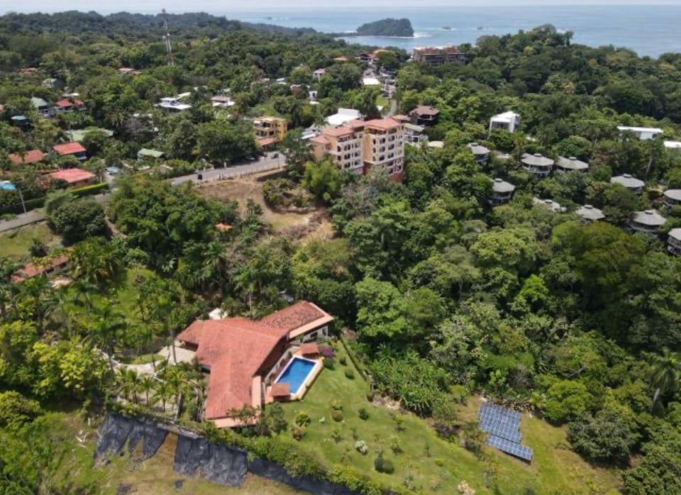 Prime Manuel Antonio Ocean-View Land with Development Approvals 
