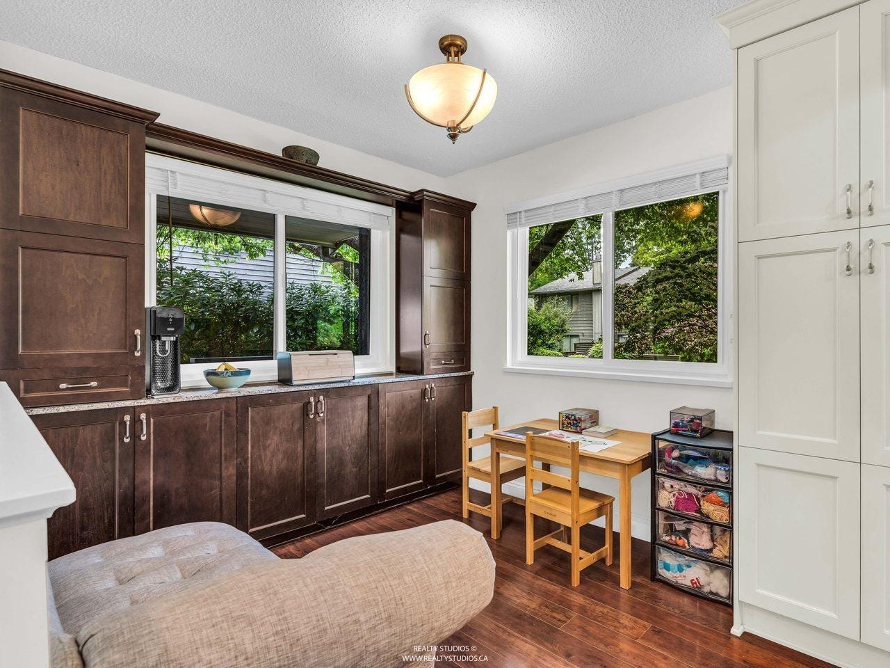 39-1910 Cedar Village Crescent