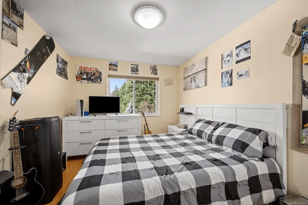 1418 Valley View Dr