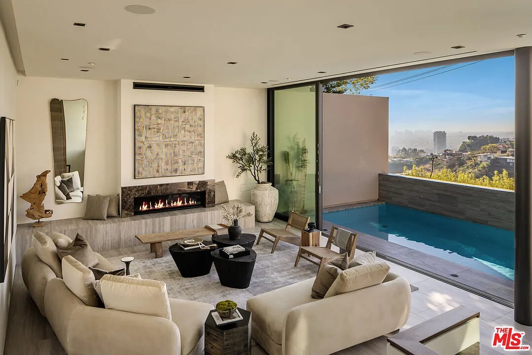 Hollywood Blvd Tennis Estate