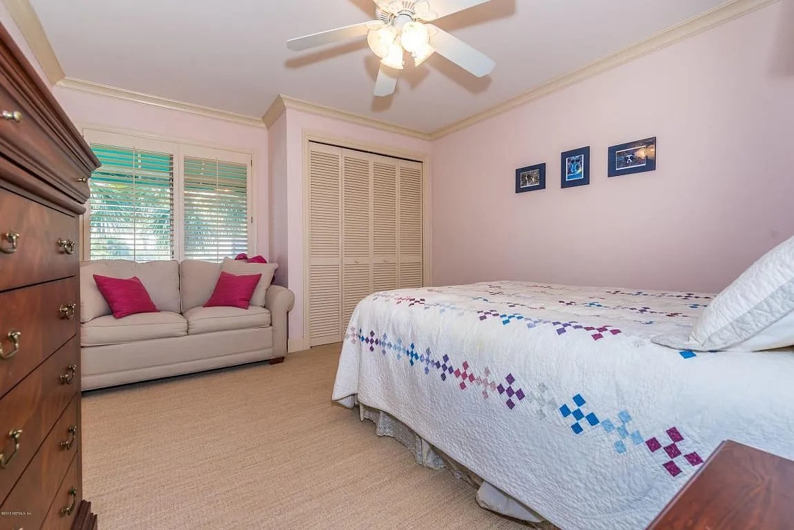 186 Sea Hammock Way
