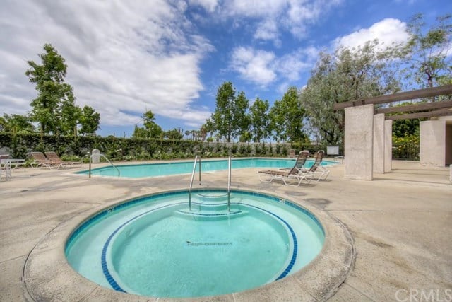 914 Van Ness Ct