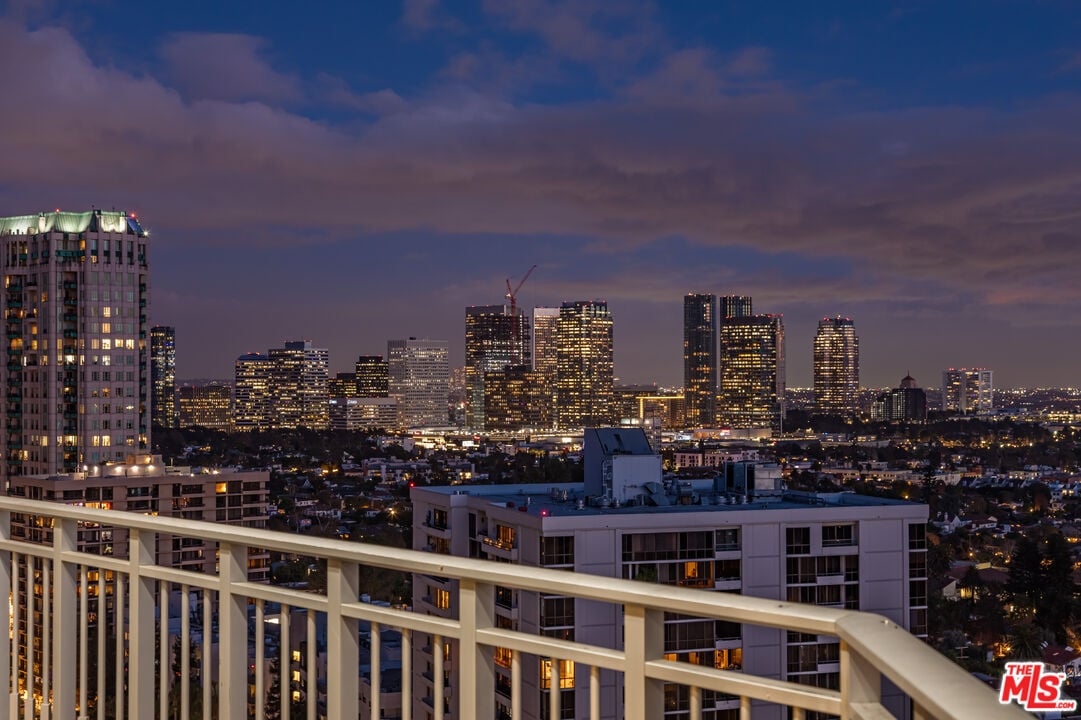 10727 Wilshire Blvd #1805