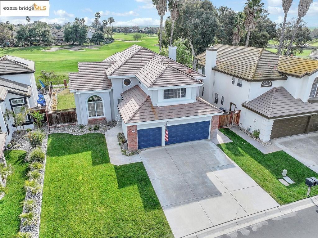 2325 Wayfarer Dr