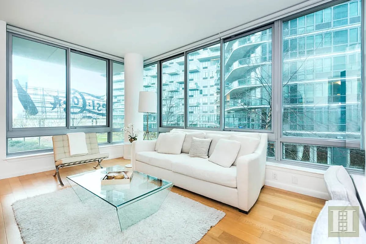 46-30 Center Blvd, #203