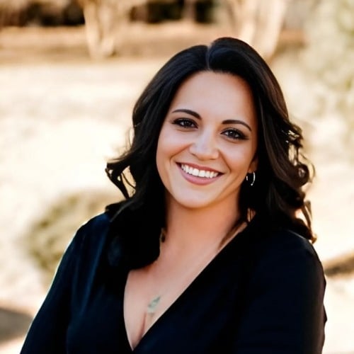 Ashley Reagan Clarksville, NC Real Estate Agent Headshot