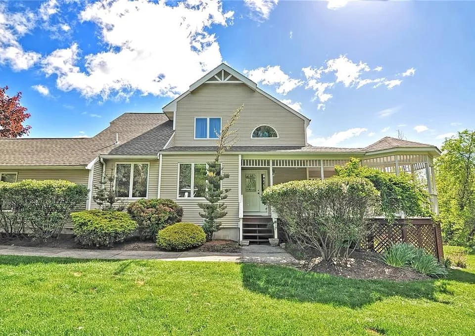 8 Canary Ct #51