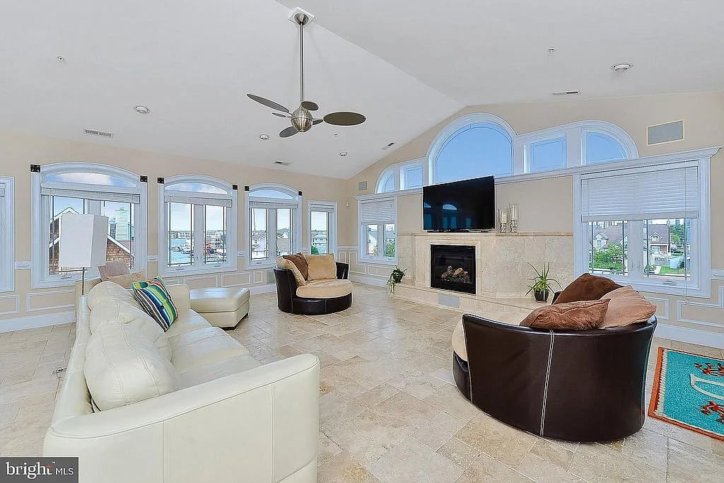 10604 Point Lookout Rd