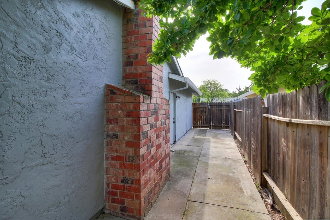 Just Sold in Rosemont!