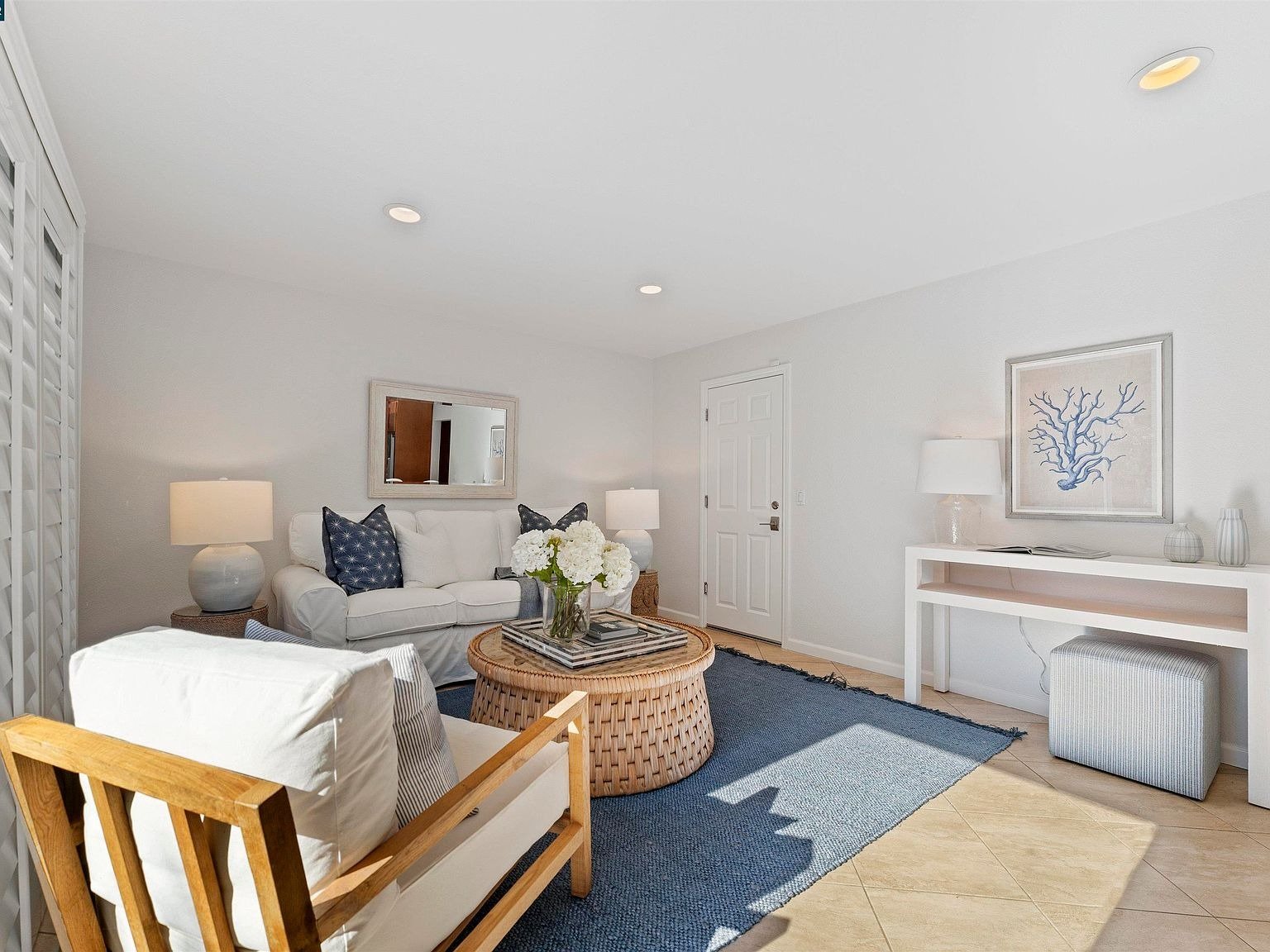 1410 De La Cruz Way