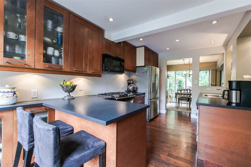 976 Lillooet Rd