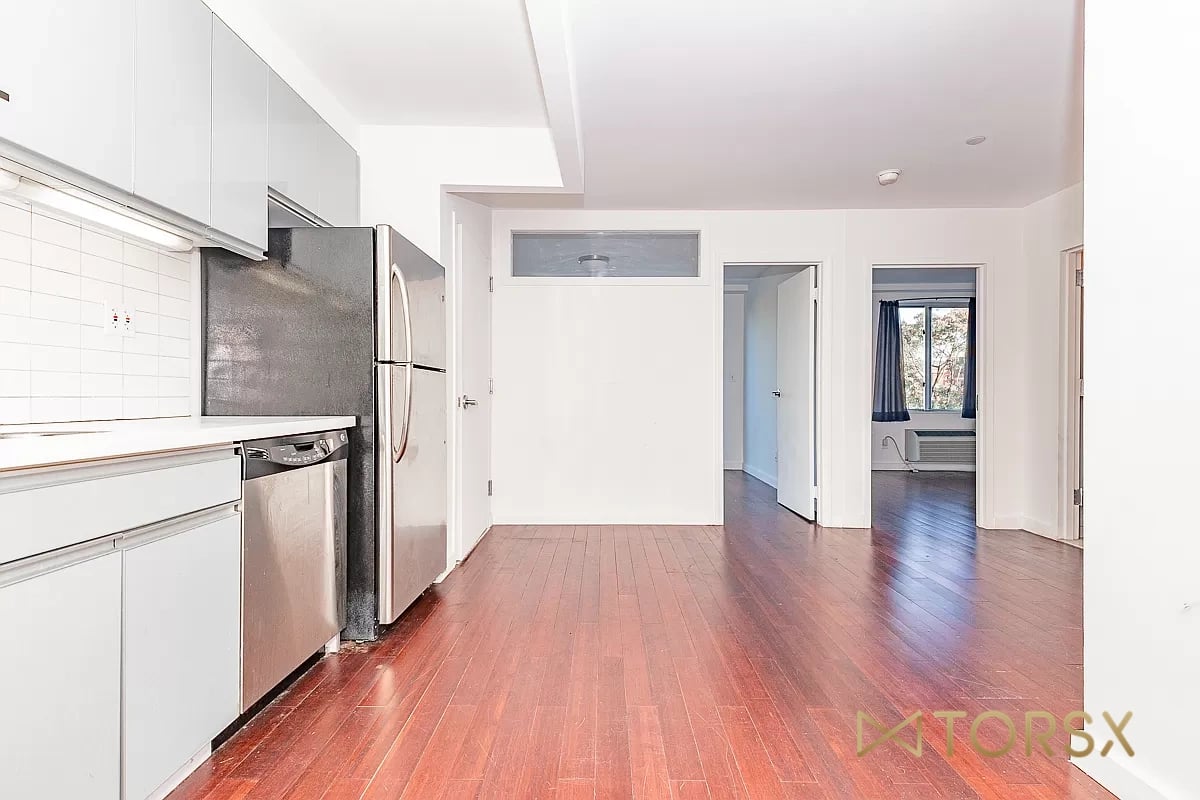 286 Stanhope Street #5C