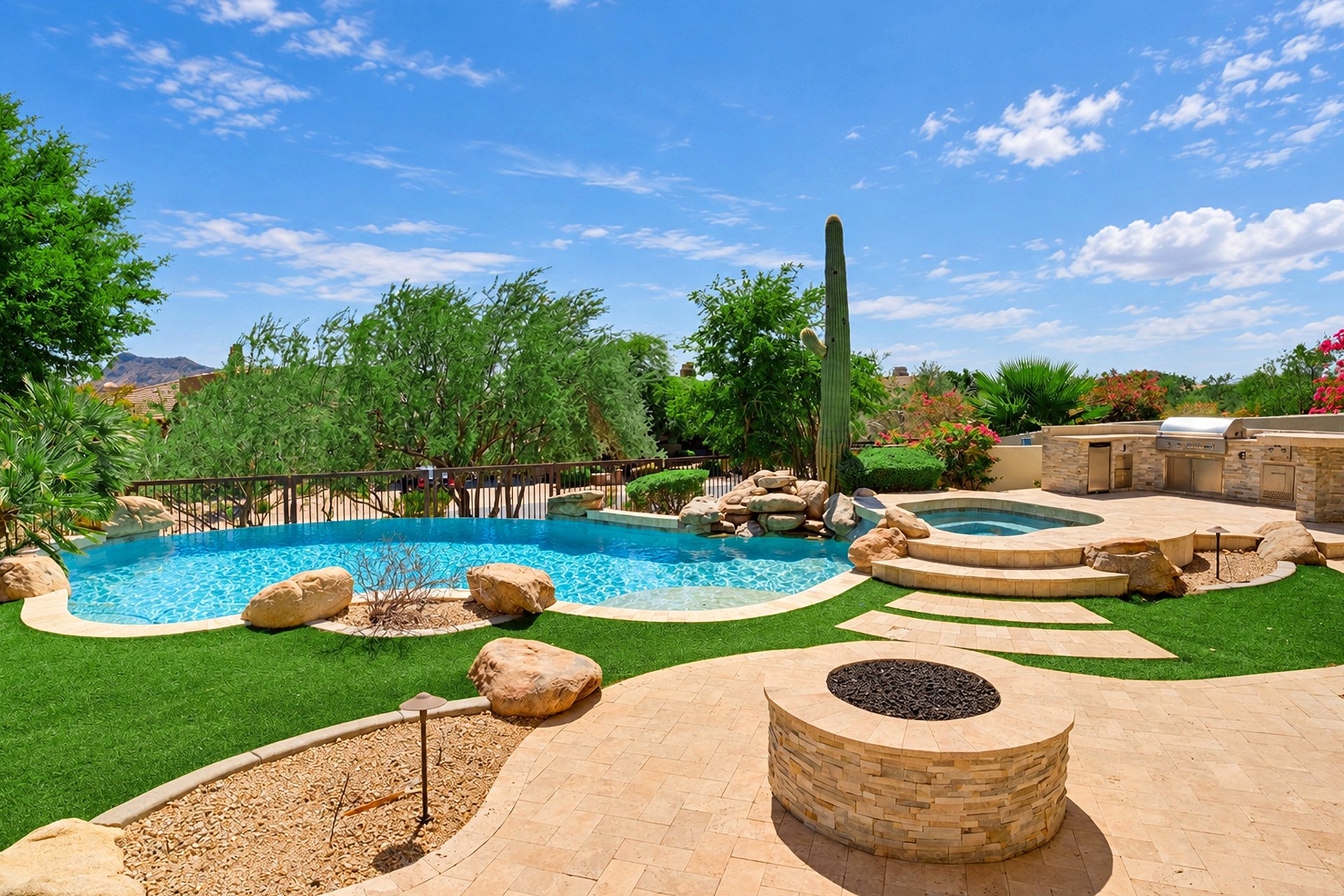 13647 E WINDROSE Drive