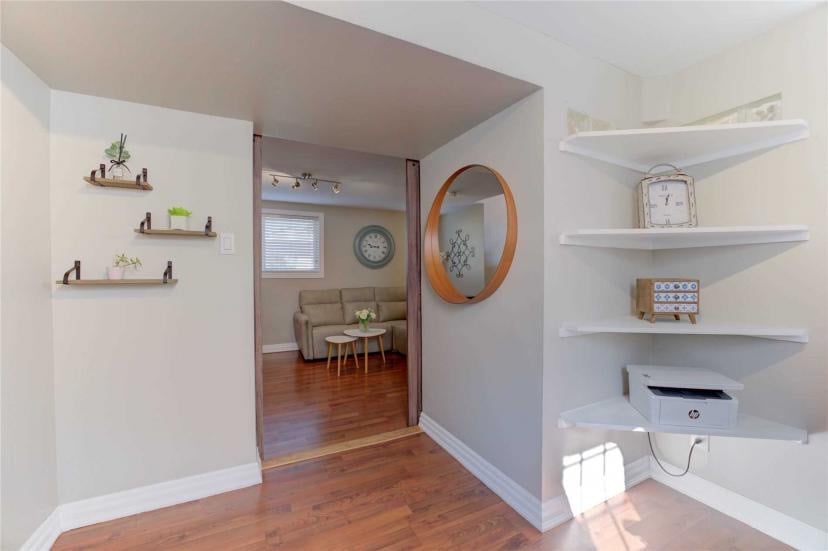 8 Sewell Dr