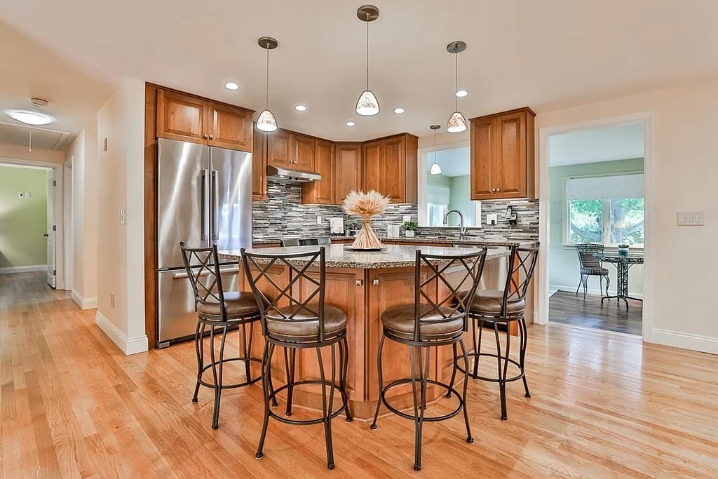 30 Cedarway