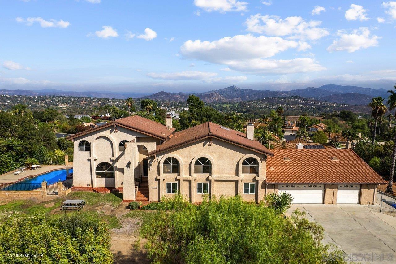 301 Tan Bob Ln