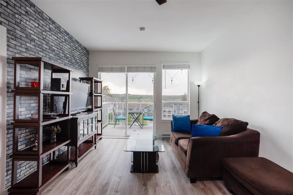 16396 64 Ave, #414