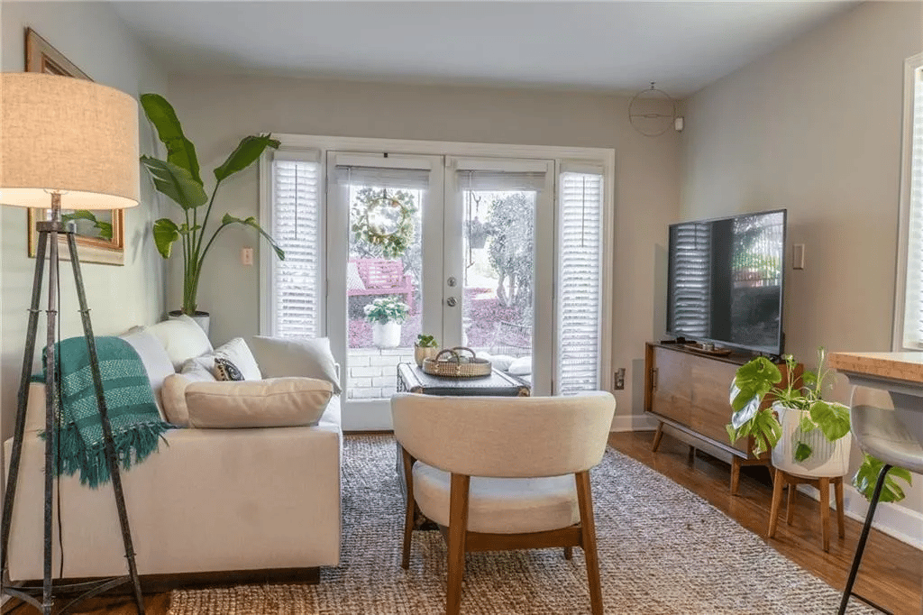 212 Berean Ave SE Apt 1