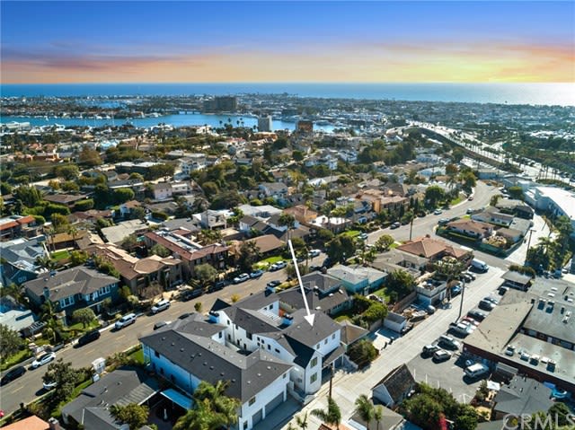 417 Holmwood, Newport Beach