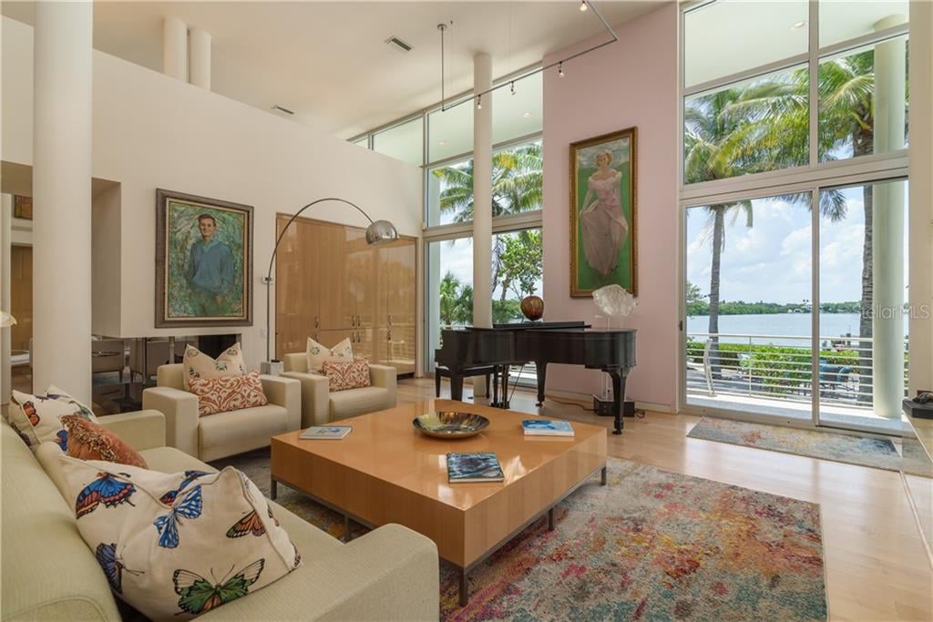 Iconic Contemporary Home in Lido Shores