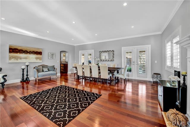 296 E Bay, Costa Mesa