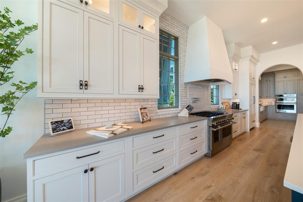 100 Beach Ave, Anna Maria