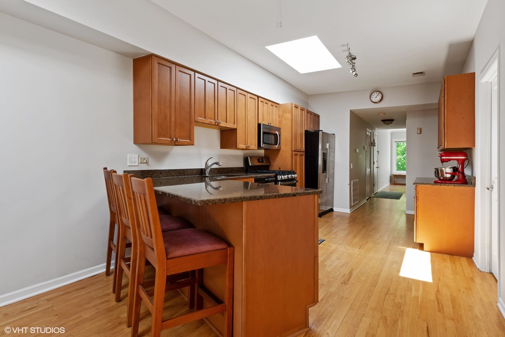 4413 N Magnolia