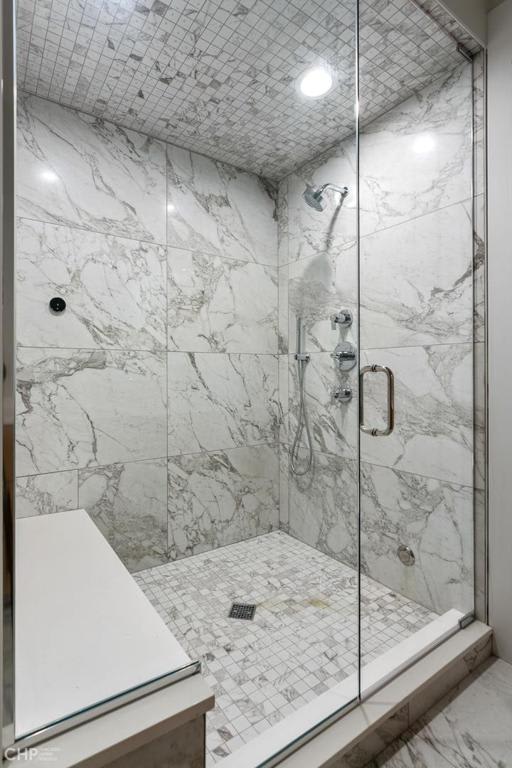1907 W. Schiller #1