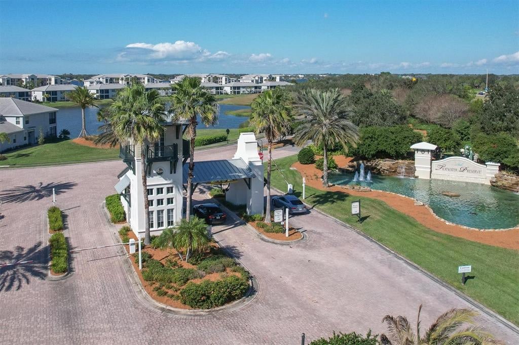 5211 Lake Overlook Ave, Bradenton, FL 34208