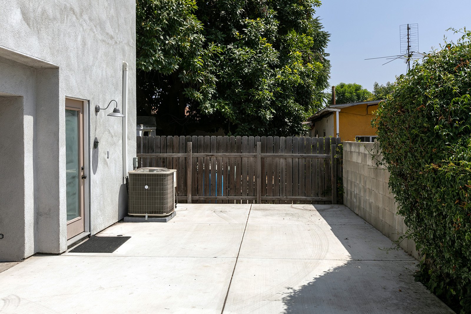 Charming Two Homes on a Lot in Frogtown! 