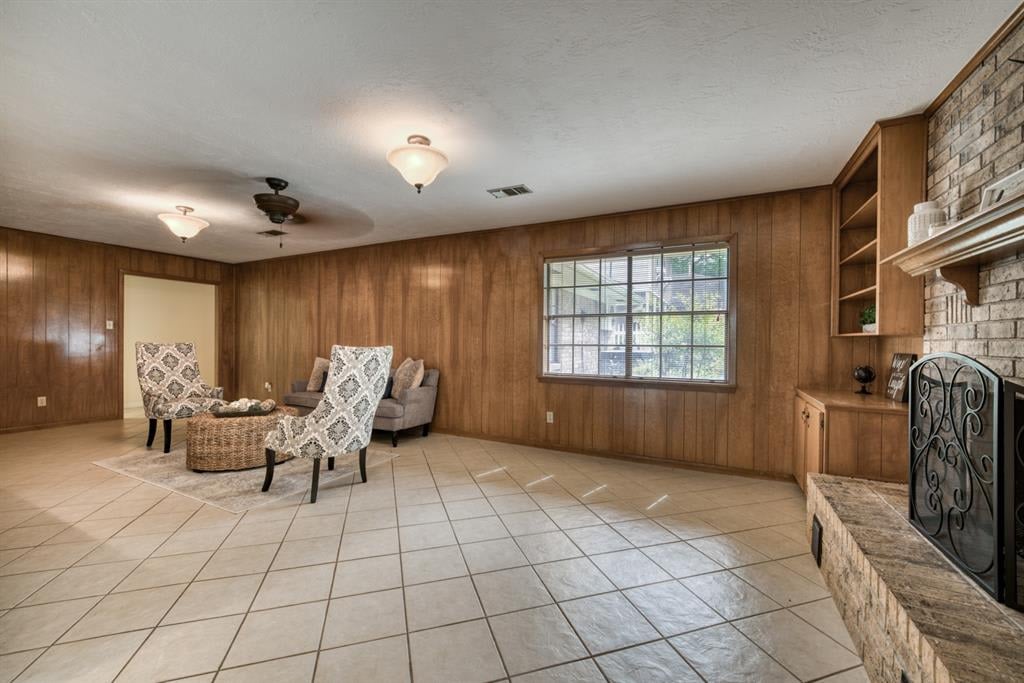 1502 Leslie D Ln Brenham, Tx 77833