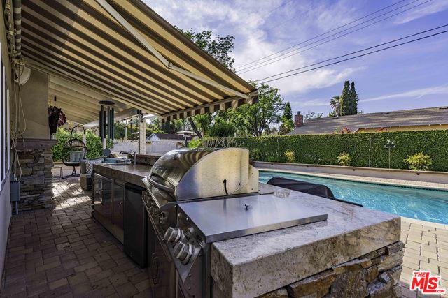 15955 Acre St, North Hills, CA